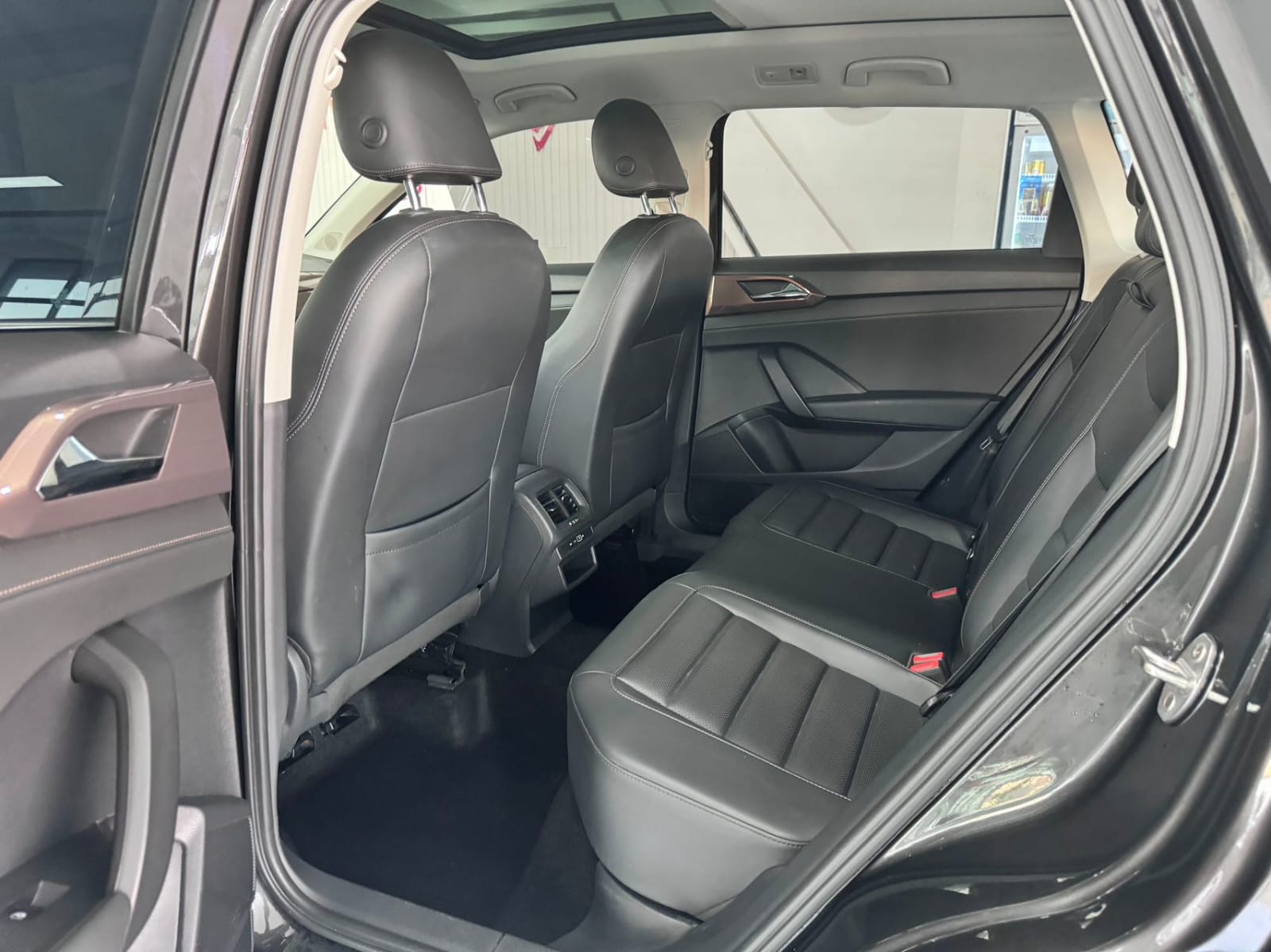 Volkswagen Tharu 280TSI Luxury Puls Edition