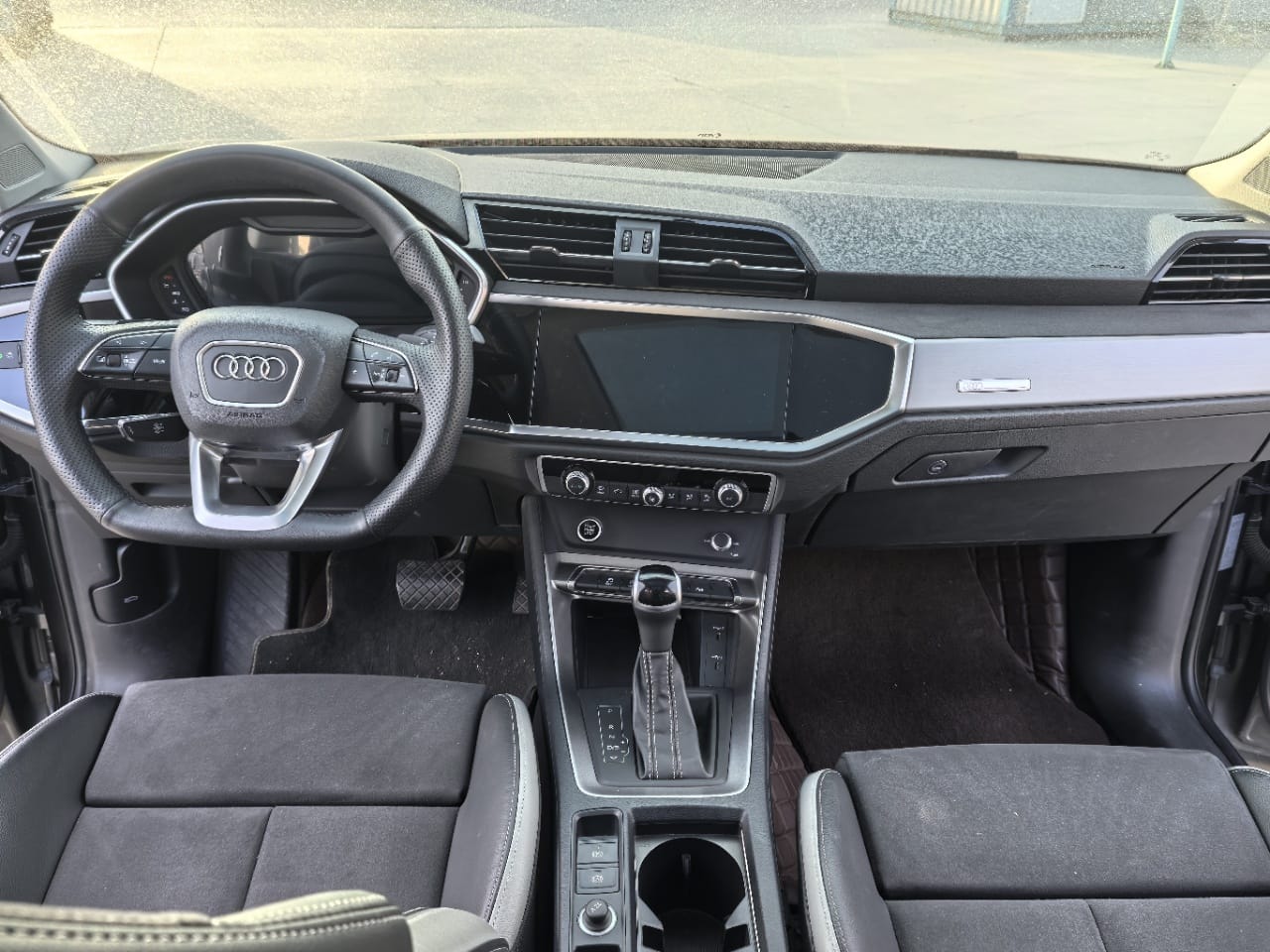 Audi Q3 35 TFSI Stylish Dynamic Edition