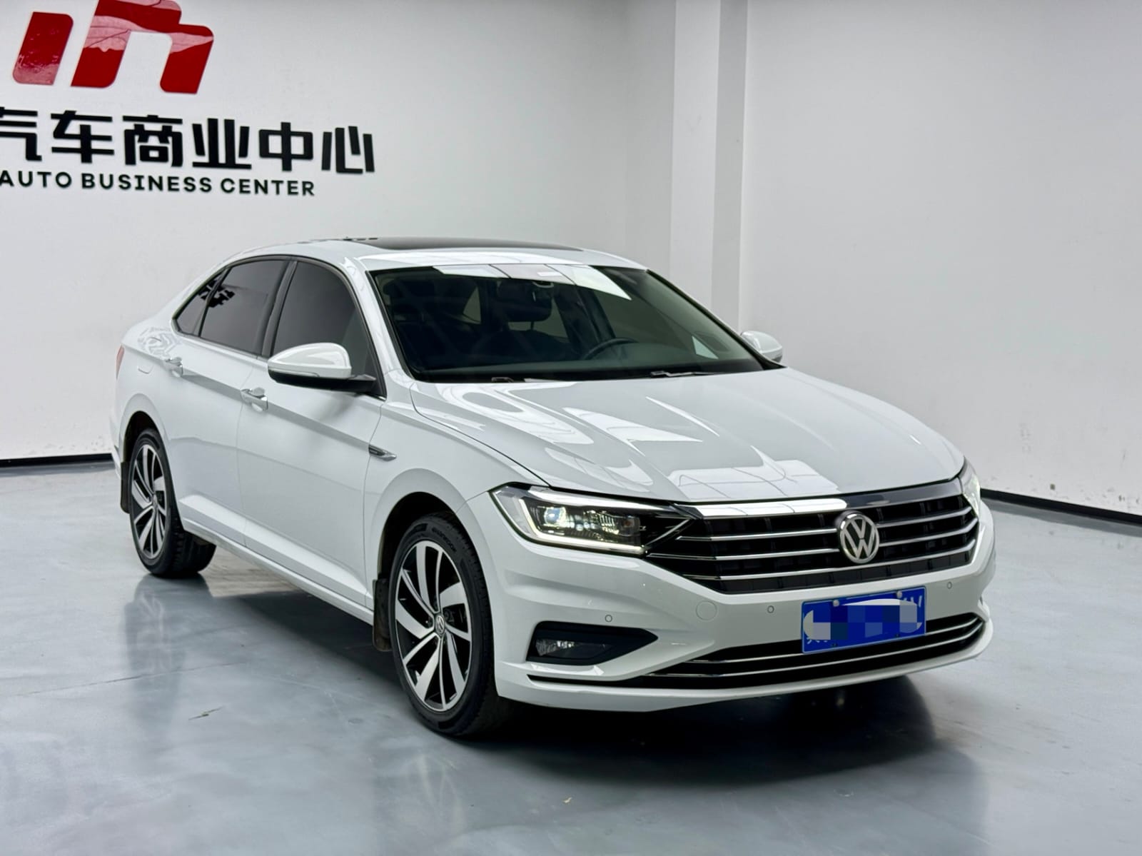 Volkswagen Sagitar 280TSI DSG Premium Edition