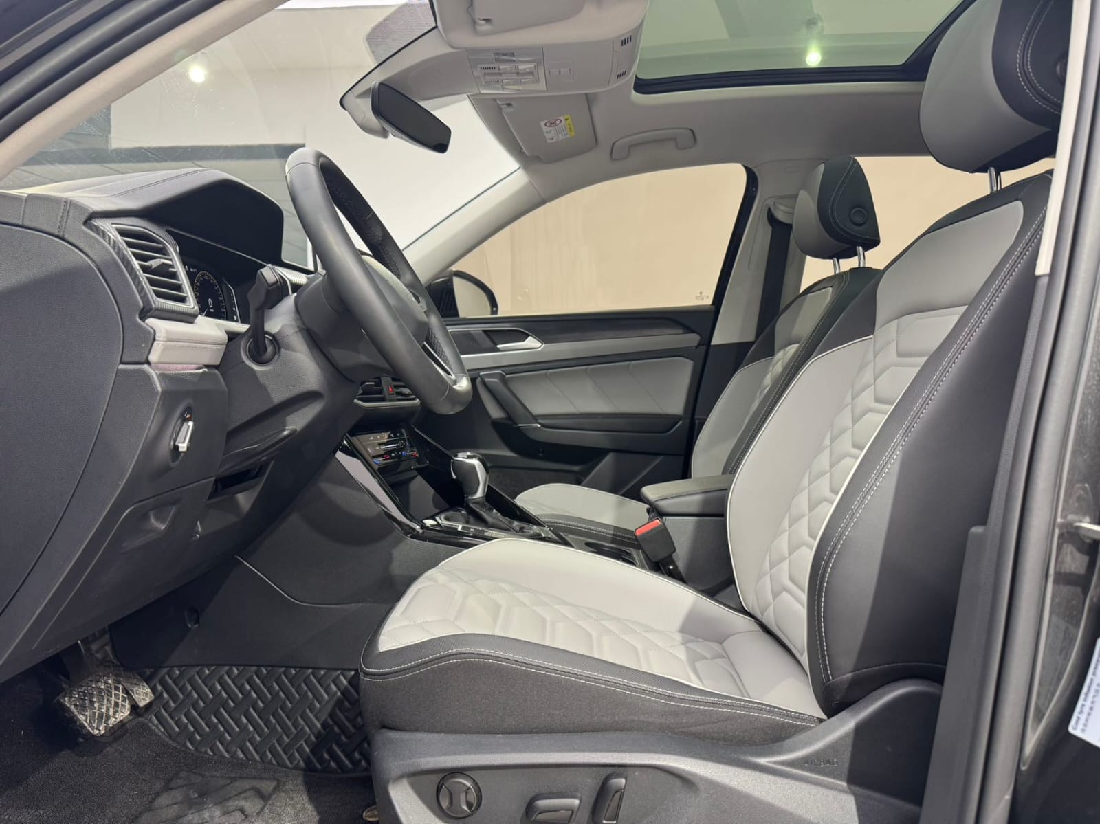 Volkswagen Tayron 280TSI Deluxe PLUS Premium Edition