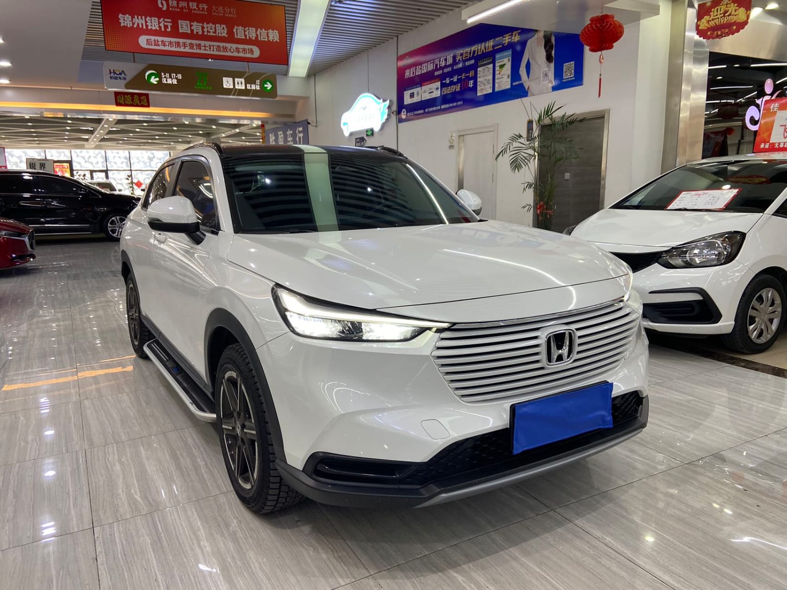 Honda Vezel 1.5L CVT Tech Edition