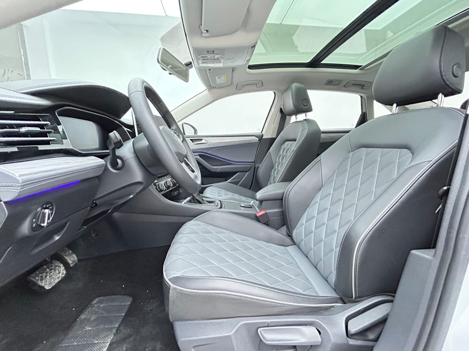 Volkswagen Sagitar 280TSI DSG