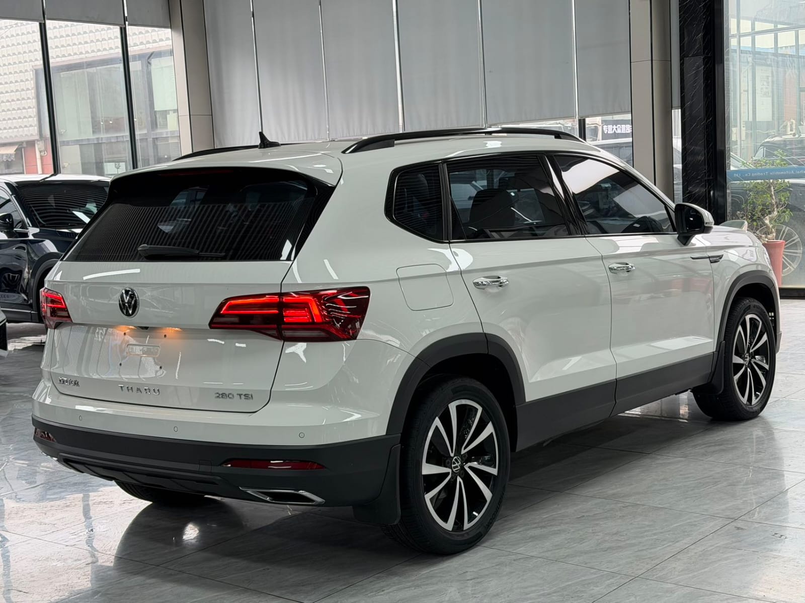 Volkswagen Tharu 280TSI Deluxe Edition PLUS