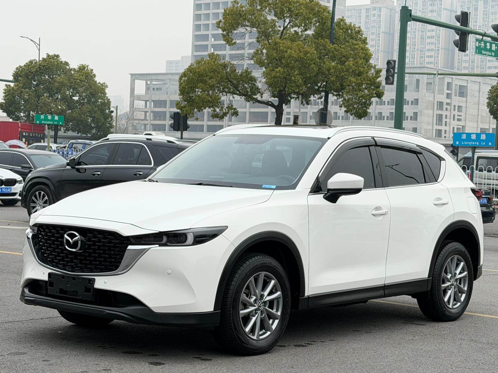 Mazda CX-5 2.0 Smart Edition (максимальная комплектация)