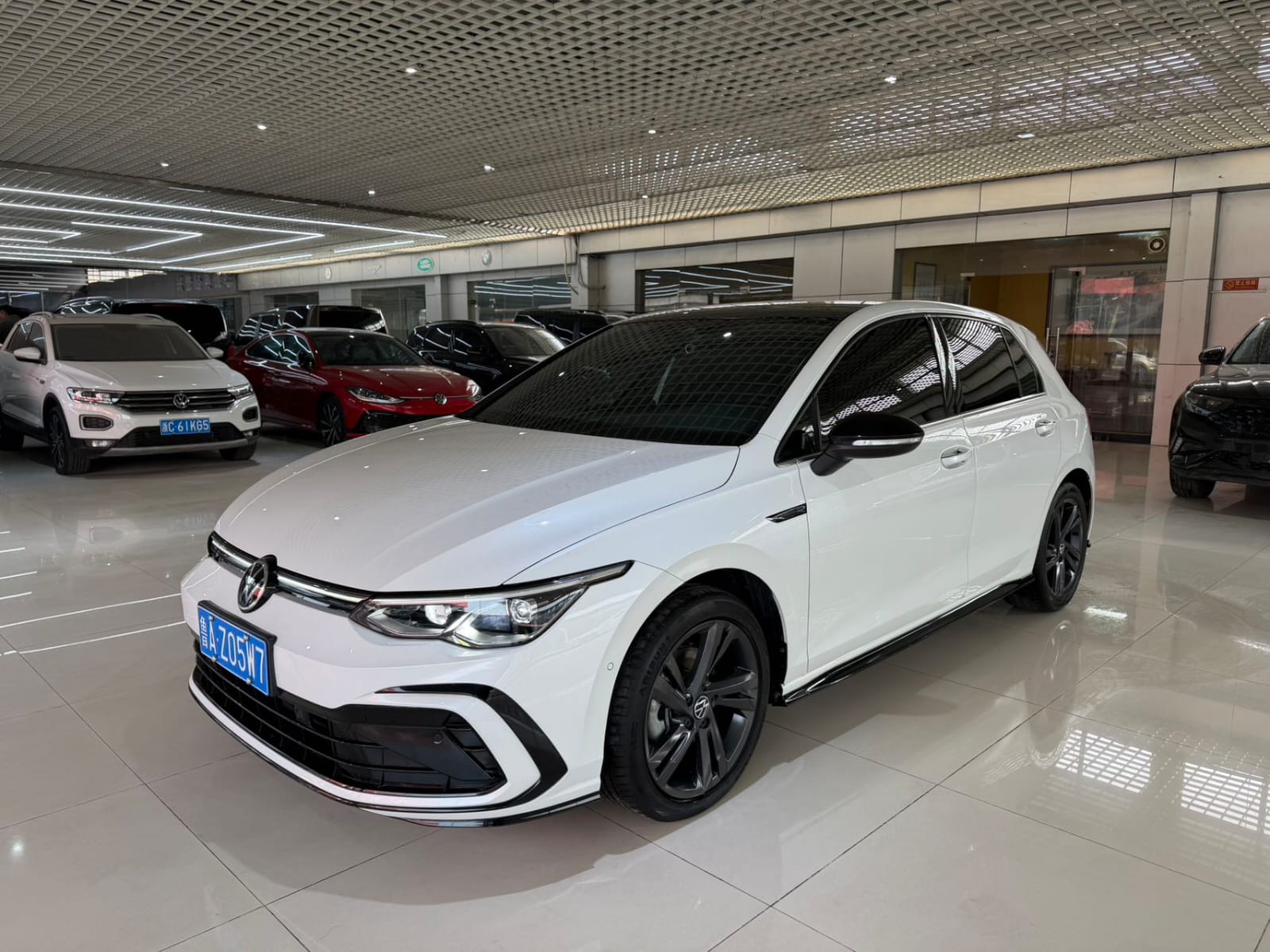 Volkswagen Golf 280TSI DSG R-Line