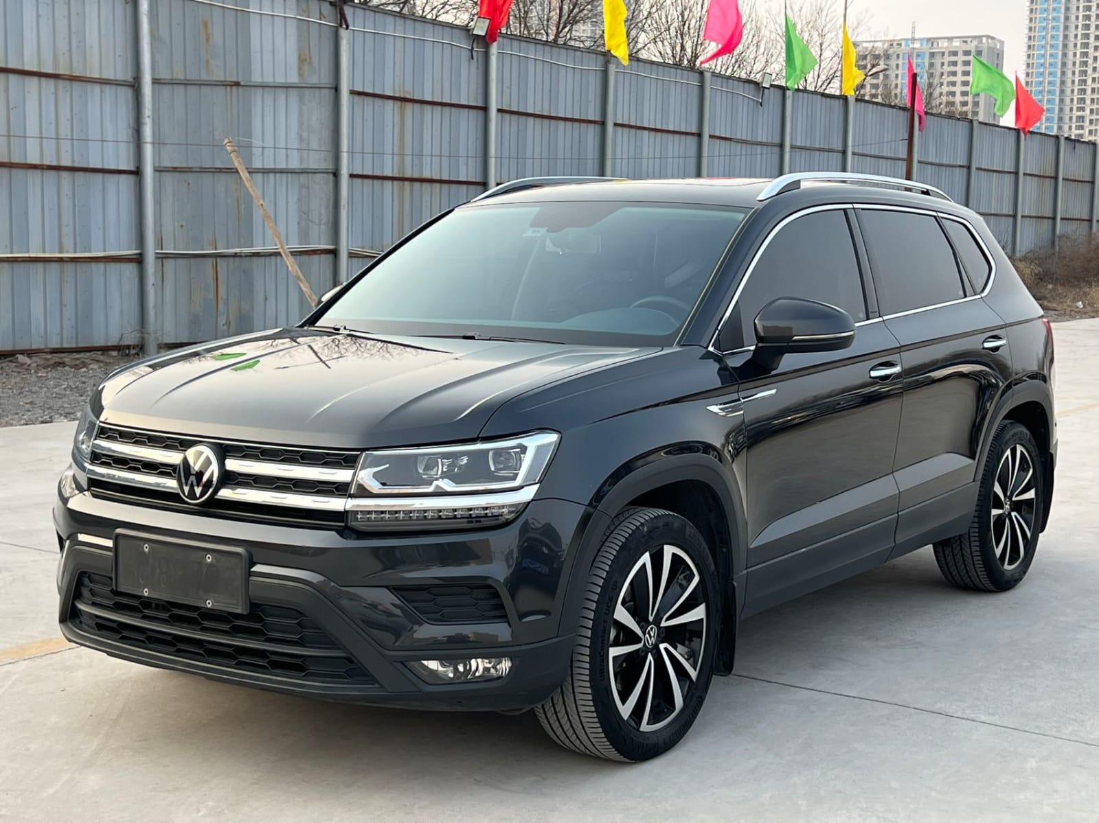 Volkswagen Tharu 280TSI Deluxe Edition