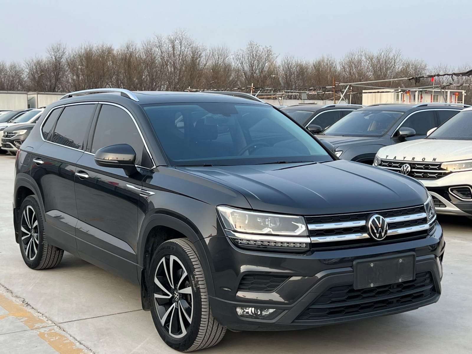 Volkswagen Tharu 280TSI Deluxe Edition