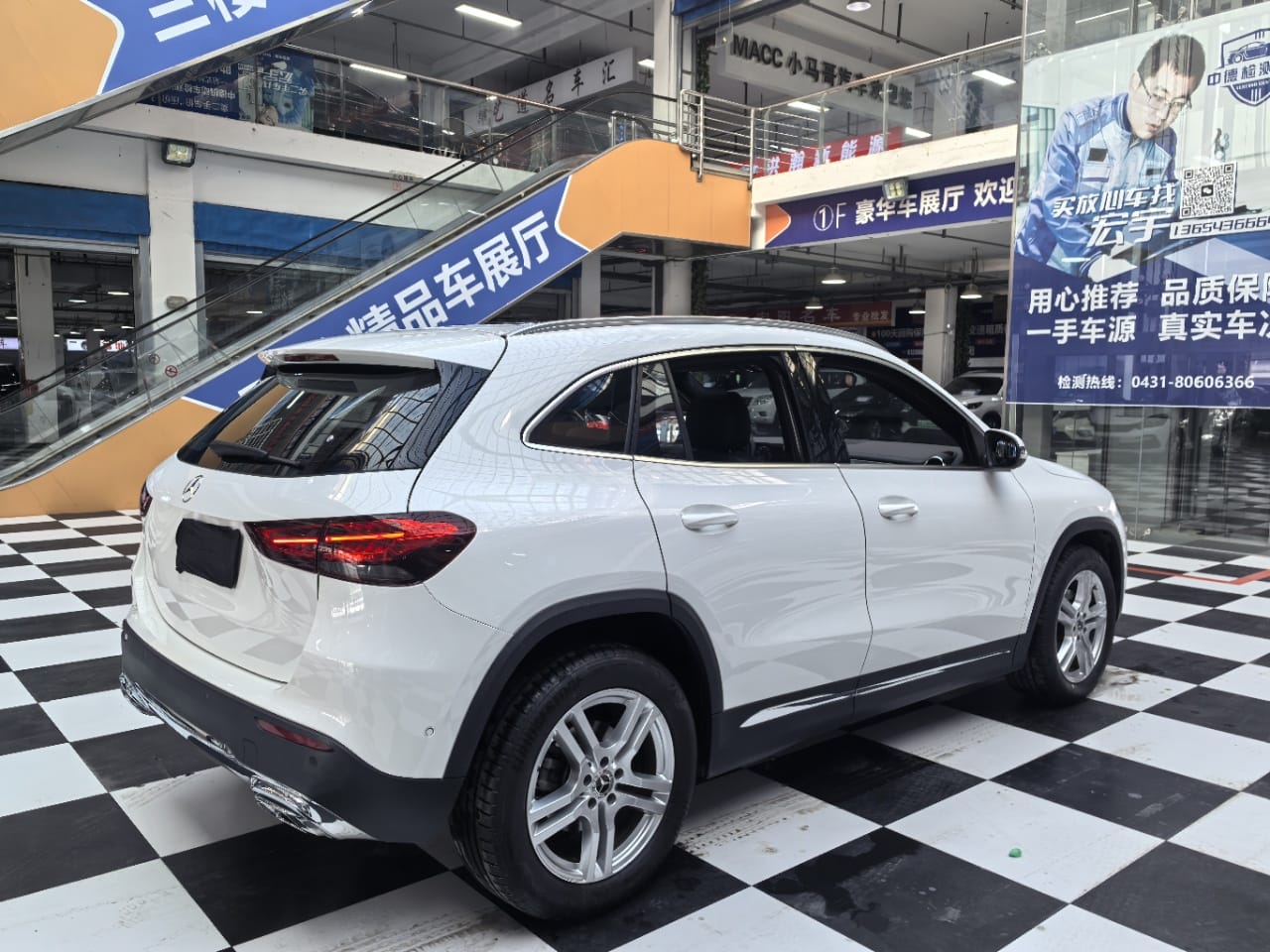 Mercedes-Benz GLA 180