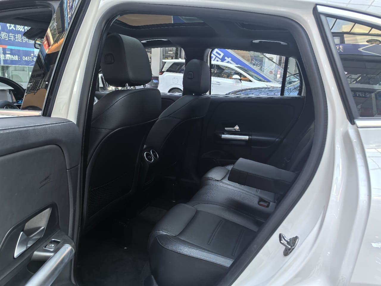 Mercedes-Benz GLA 180