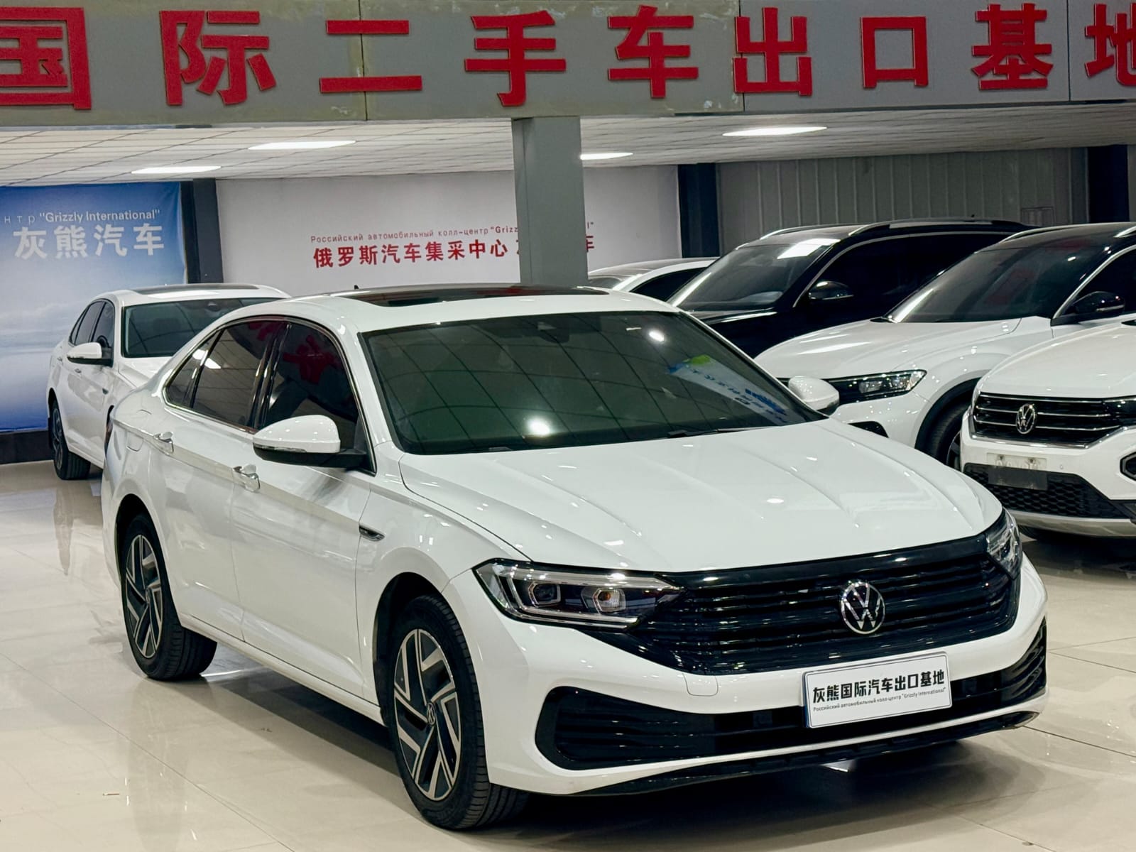 Volkswagen Sagitar 280TSI DSG Oversight PLUS Edition