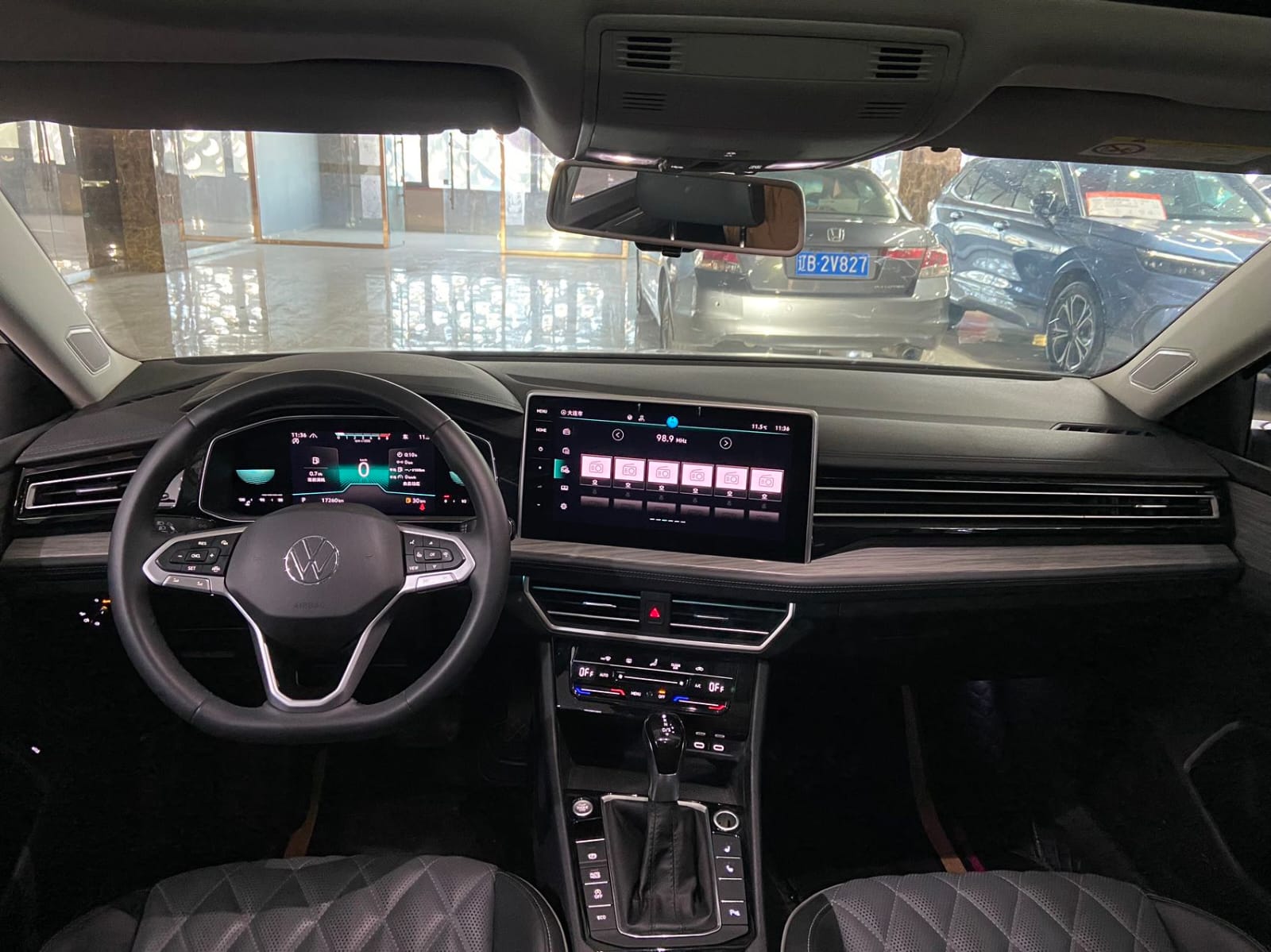 Volkswagen Sagitar 280TSI DSG Oversight Lite Edition