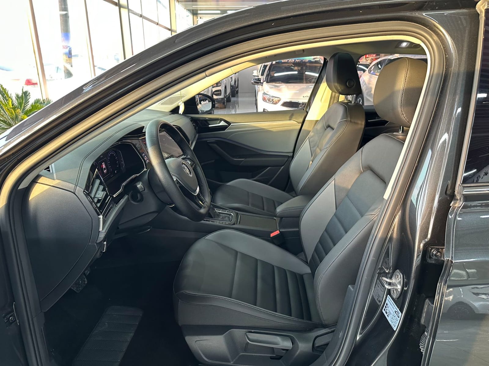 Volkswagen Sagitar 280TSI DSG