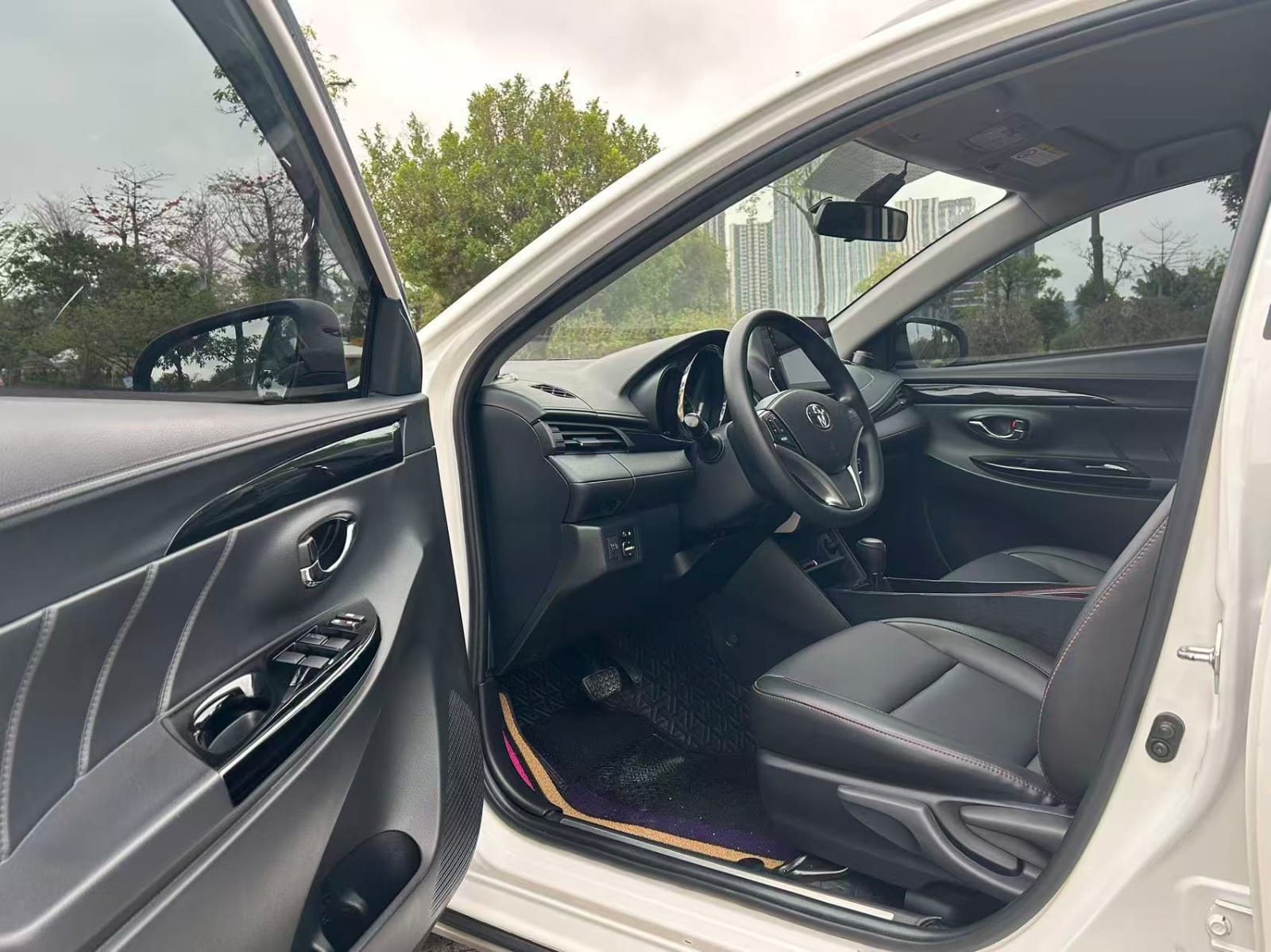 Toyota Yaris L 1.5L Deluxe Plus Edition