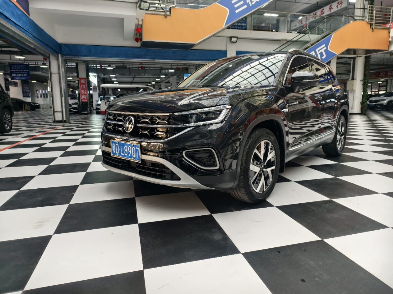 Volkswagen Tayron 280TSI Deluxe Edition