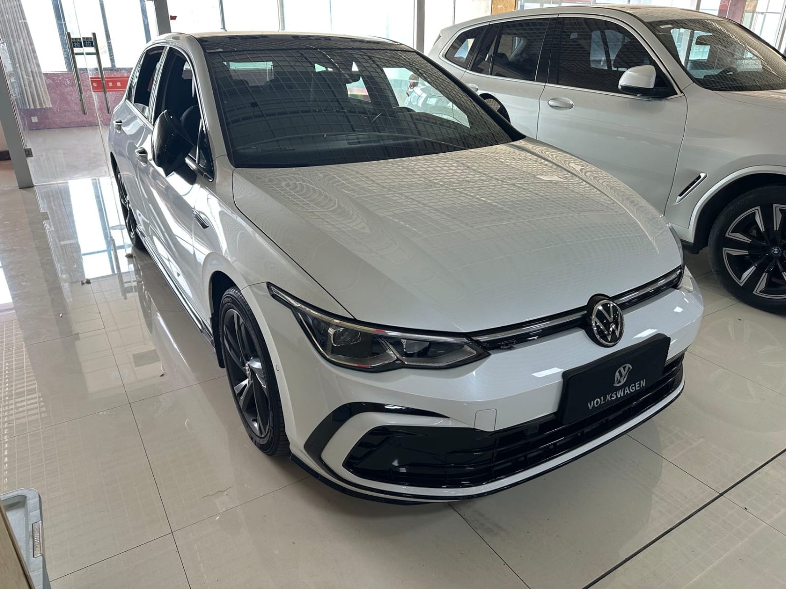 Volkswagen Golf 280TSI DSG R-Line