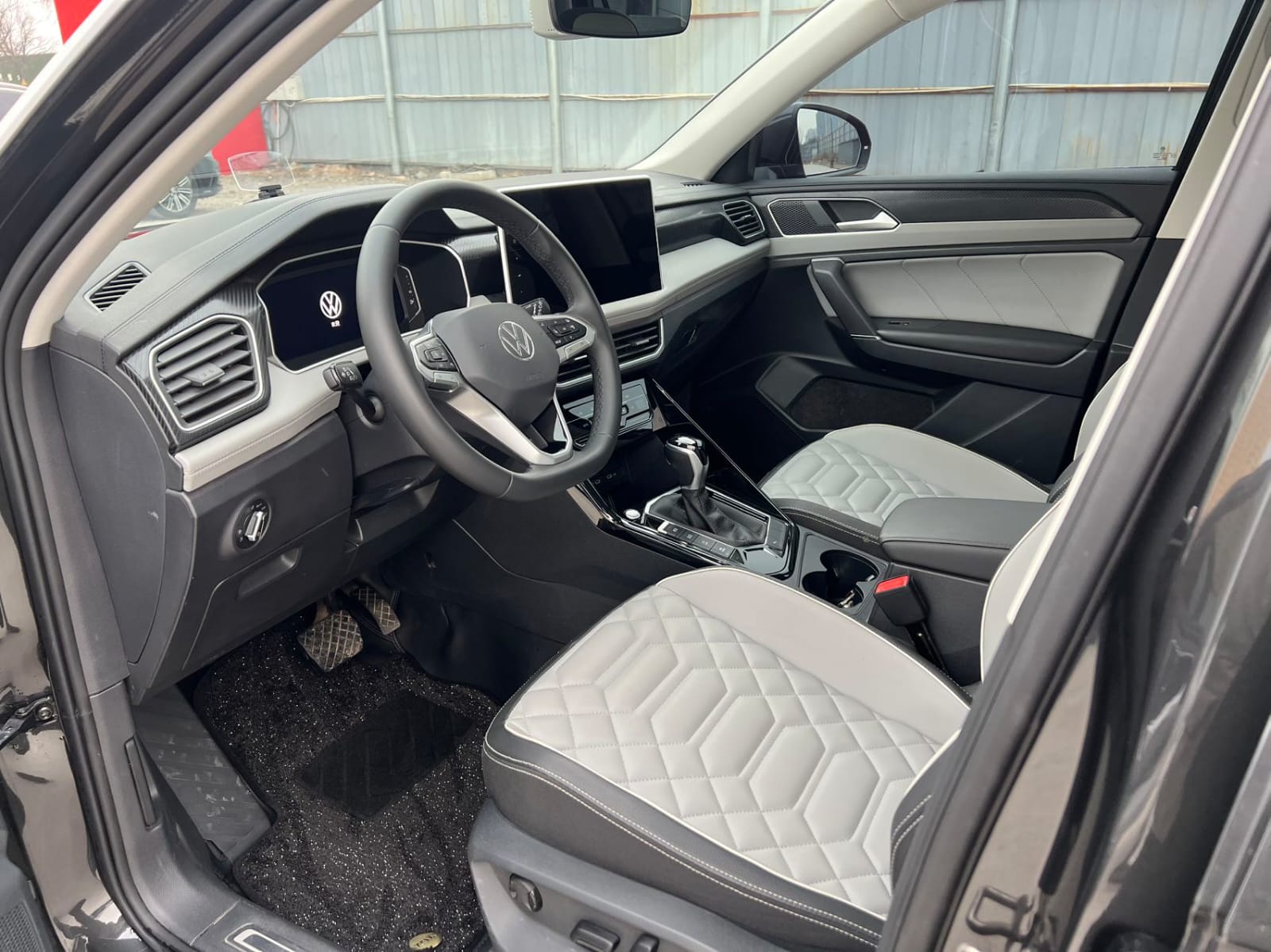 Volkswagen Tayron 280TSI Deluxe PLUS Premium Edition