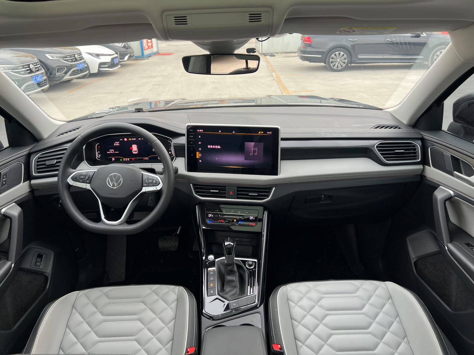 Volkswagen Tayron 280TSI Deluxe PLUS Premium Edition