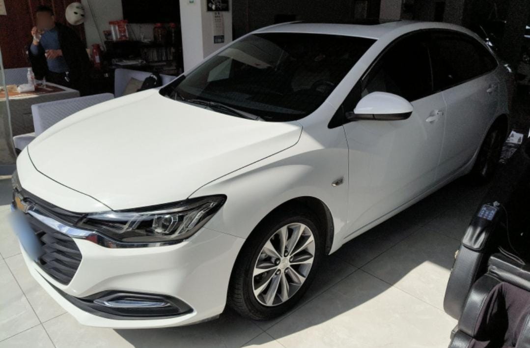 Chevrolet Cruze 320 Automatic Enjoy Skylight Edition
