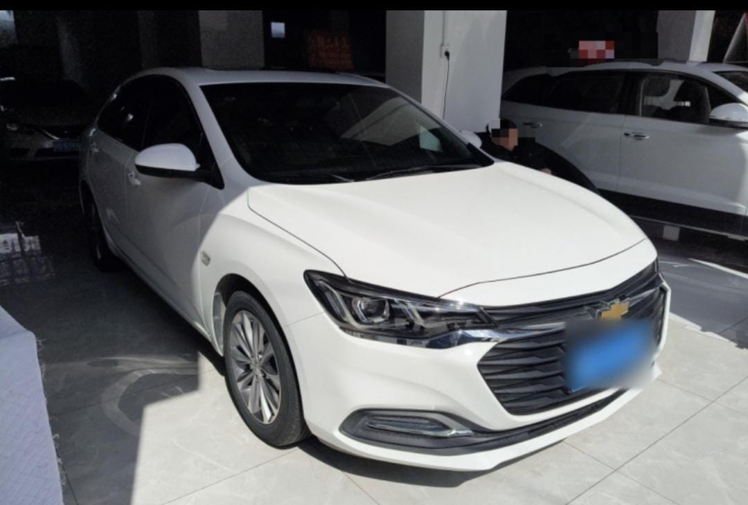 Chevrolet Cruze 320 Automatic Enjoy Skylight Edition