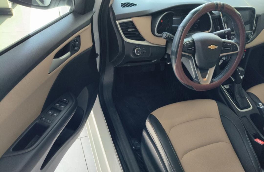 Chevrolet Cruze 320 Automatic Enjoy Skylight Edition