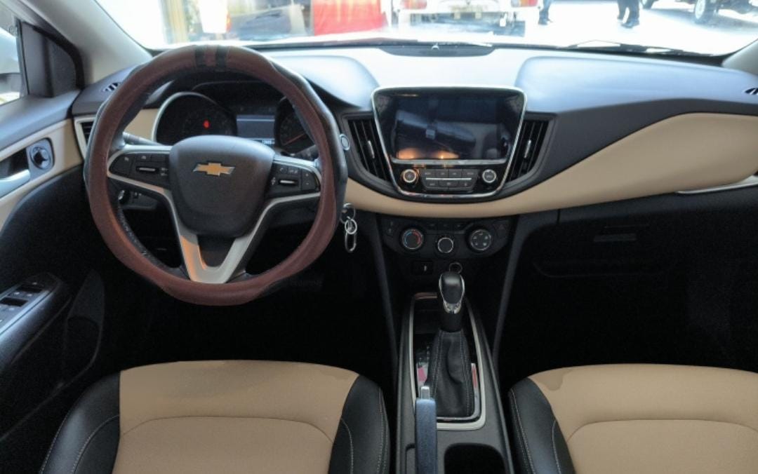 Chevrolet Cruze 320 Automatic Enjoy Skylight Edition