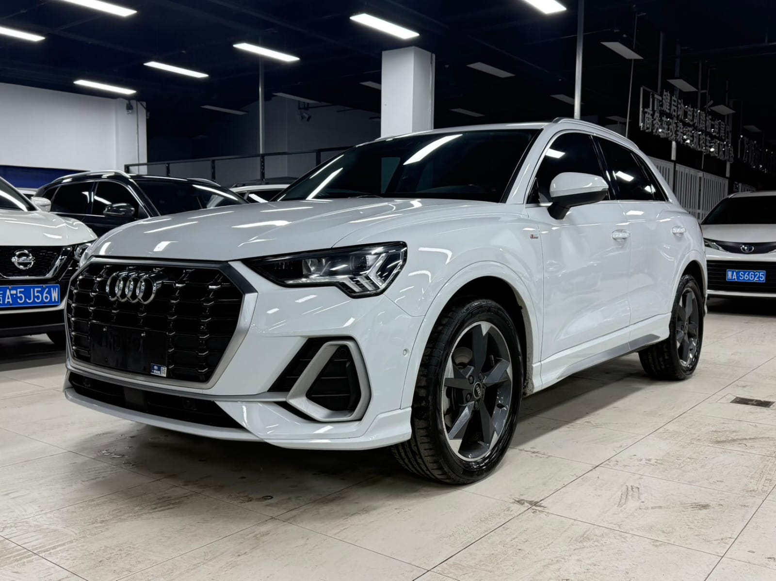 Audi Q3 35 TFSI Stylish and Dynamic Edition