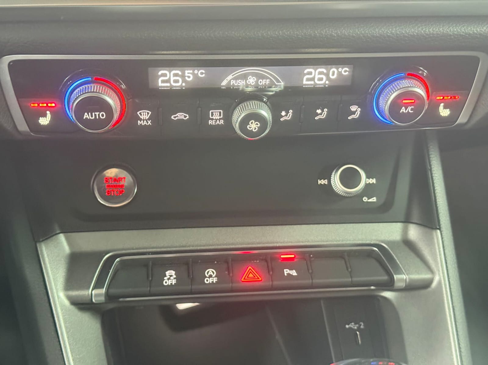 Audi Q3 35 TFSI Stylish and Dynamic Edition