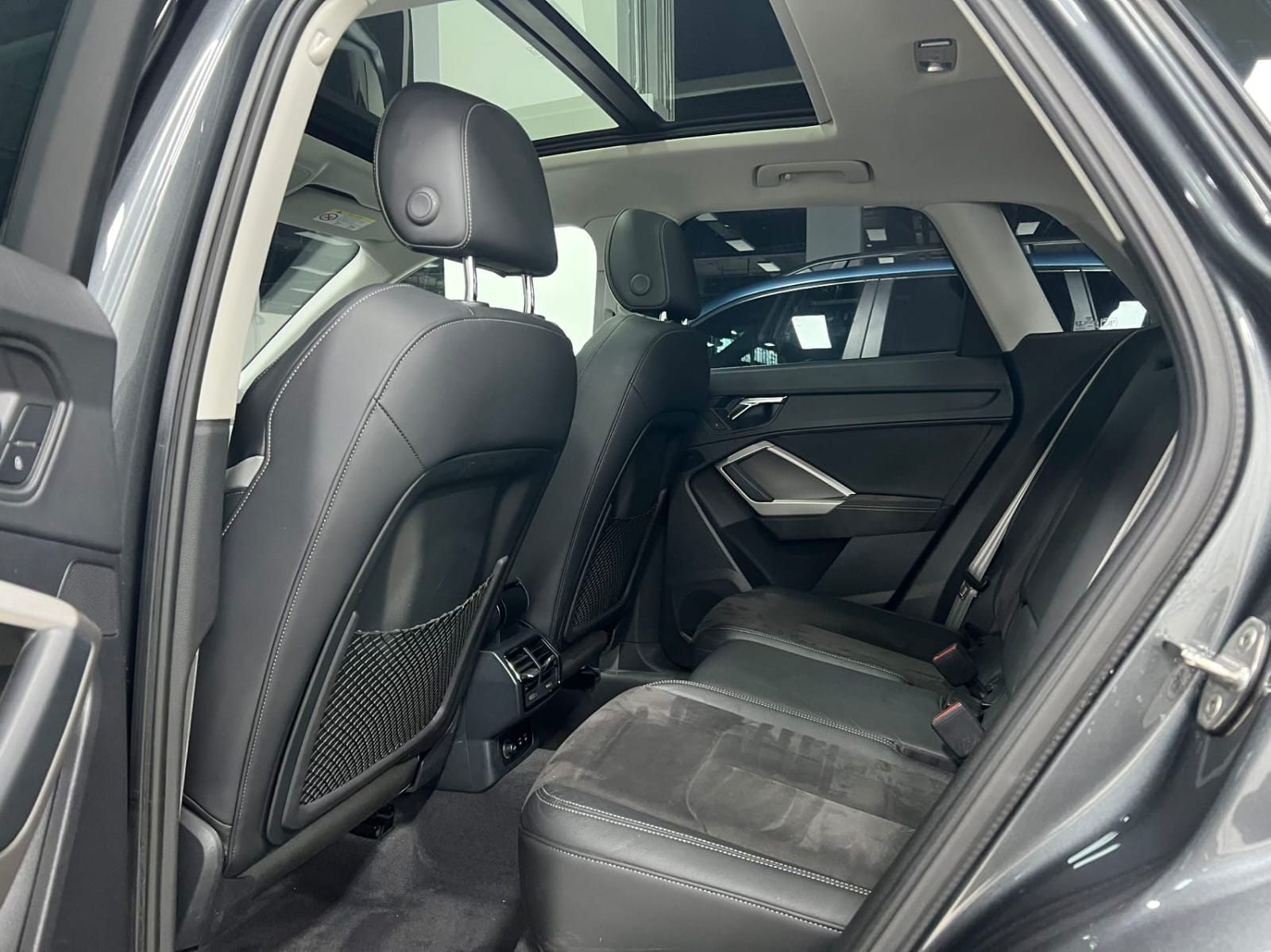 Audi Q3 35 TFSI Stylish and Dynamic Edition