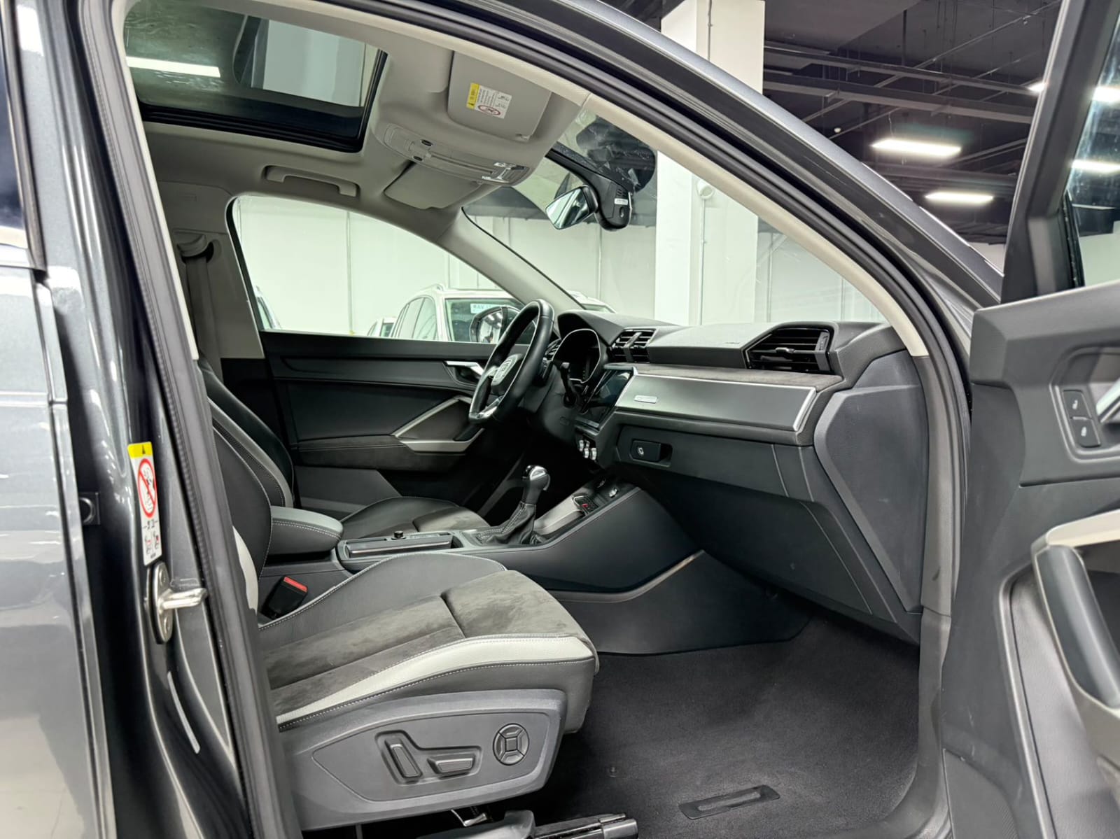 Audi Q3 35 TFSI Stylish and Dynamic Edition