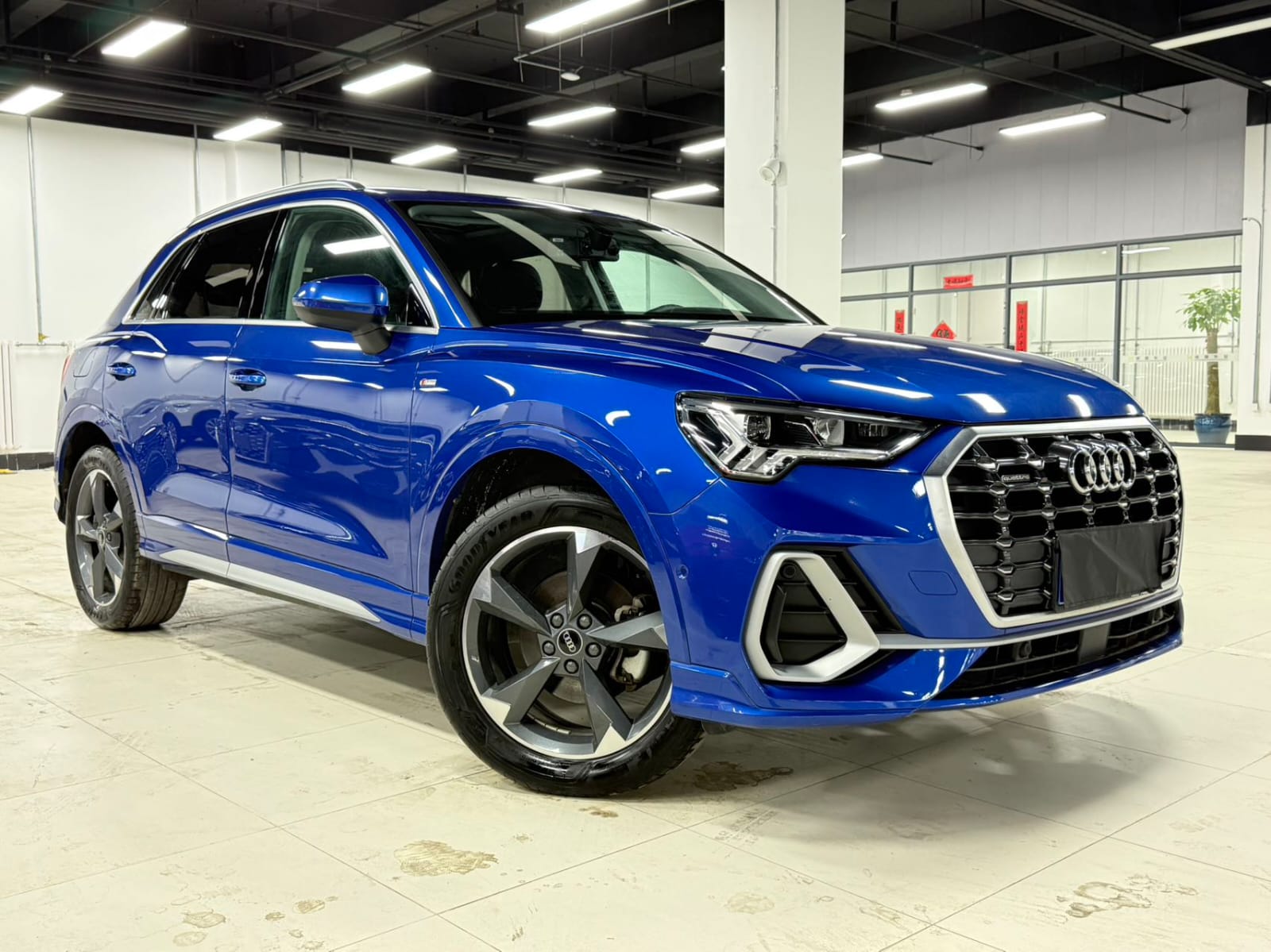 Audi Q3 35 TFSI Stylish and Dynamic Edition