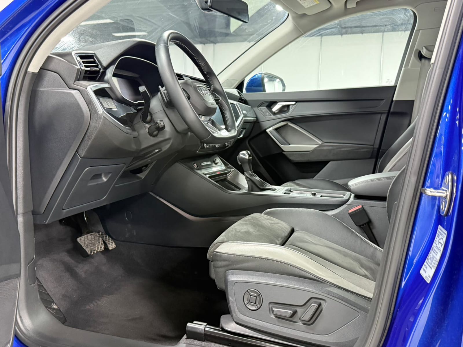 Audi Q3 35 TFSI Stylish and Dynamic Edition