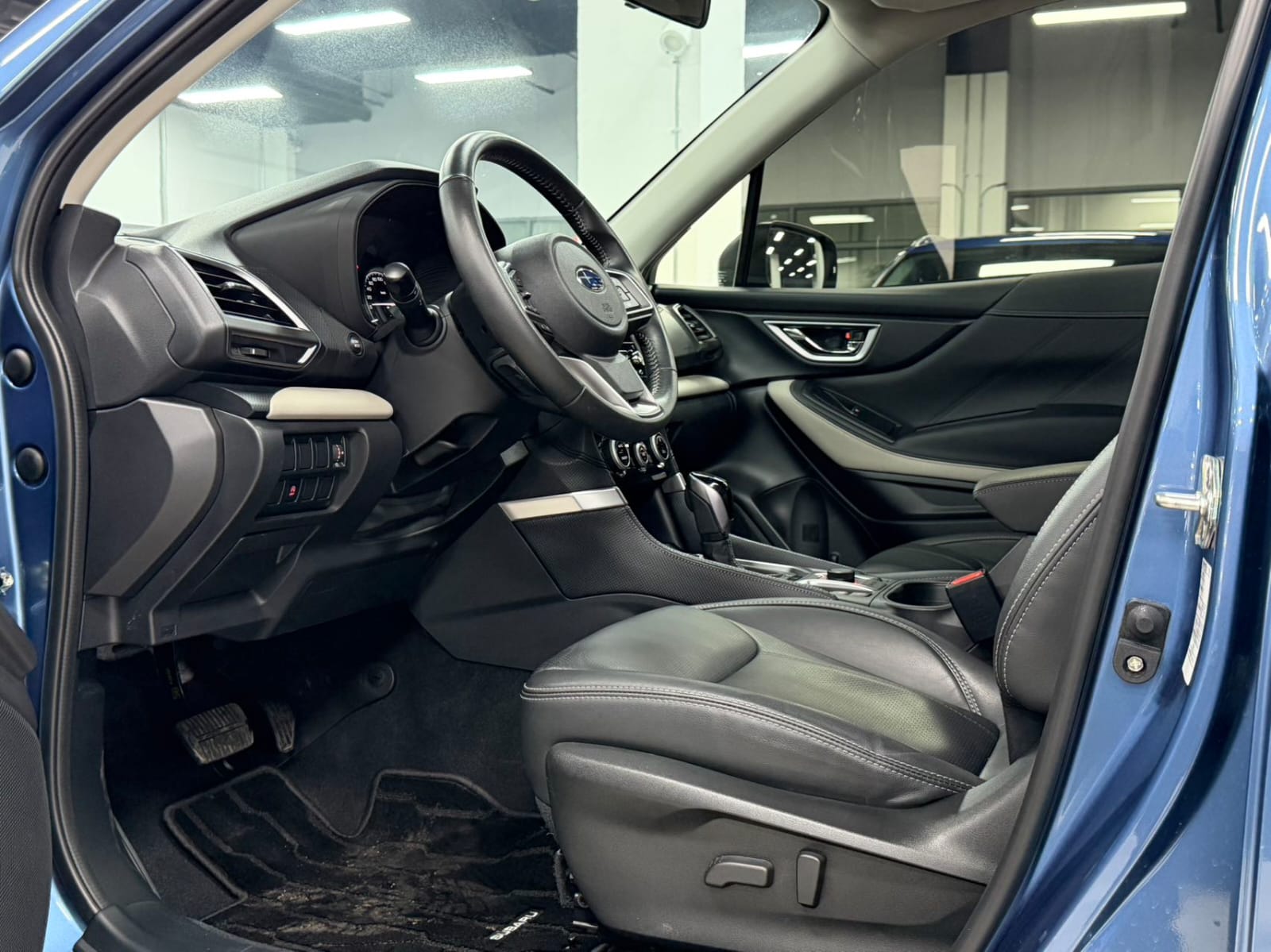 Subaru Forester 2.0i AWD Luxury EyeSight