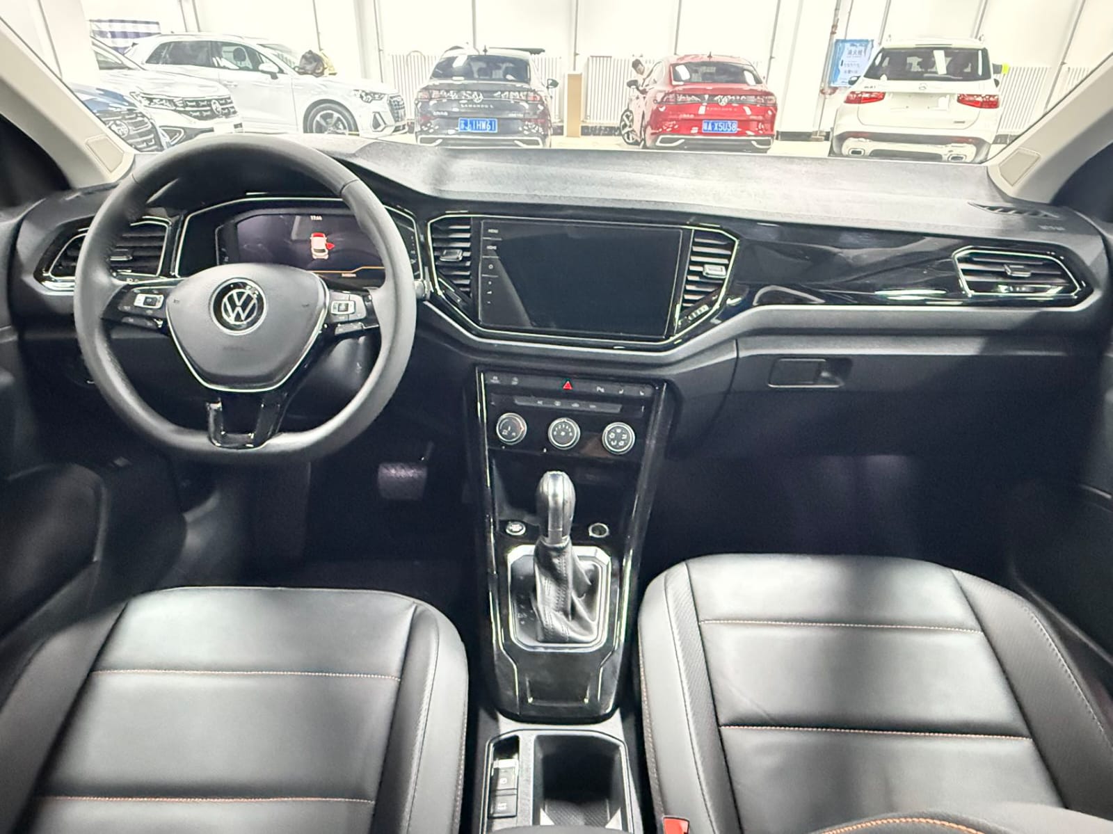 Volkswagen T-Roc 280TSI DSG Comfort 30th Anniversary Edition