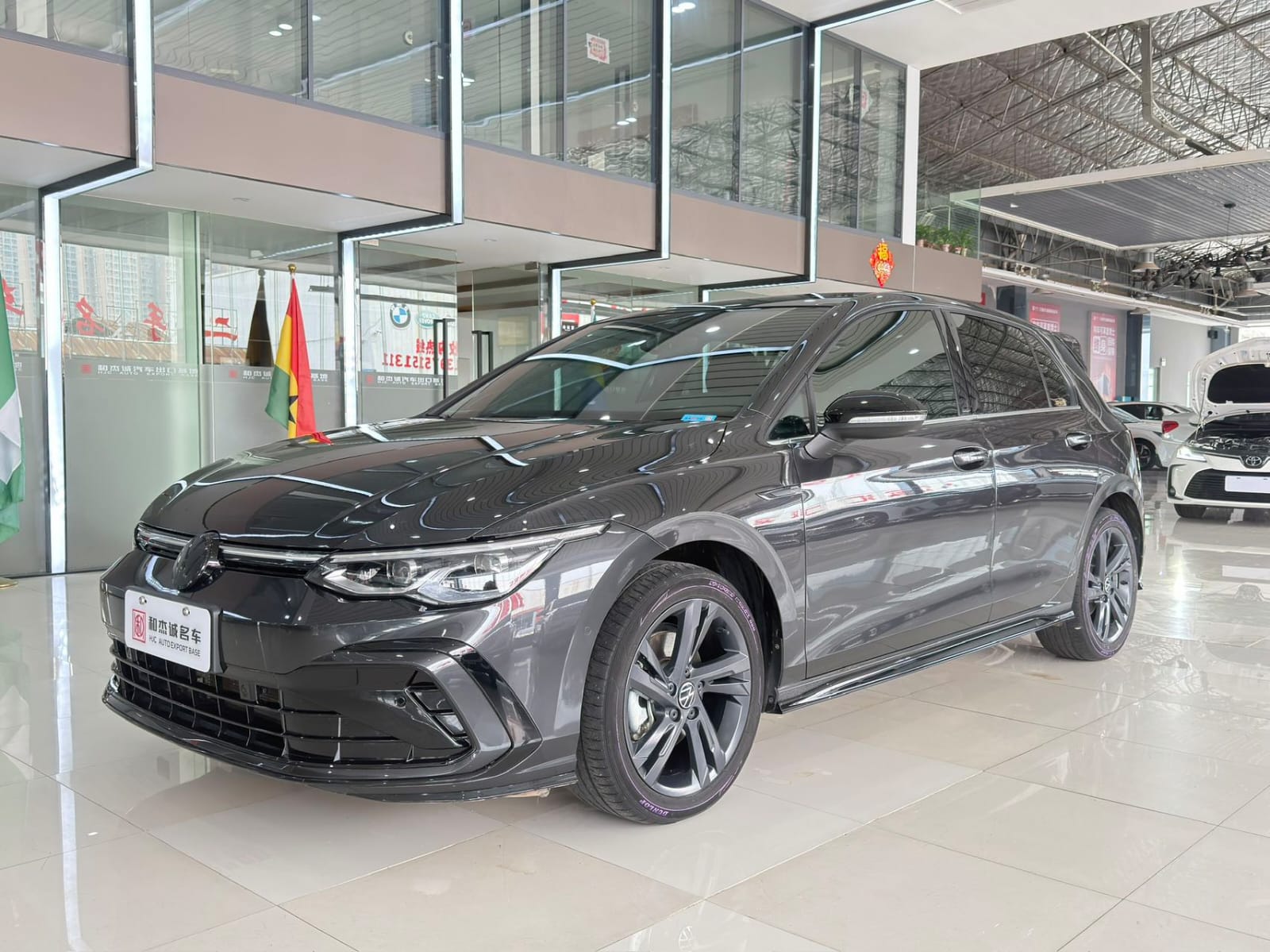 Volkswagen Golf 280TSI DSG R-Line