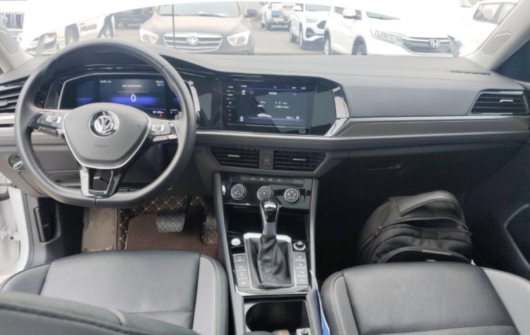 Volkswagen Sagitar 280TSI DSG Flyover Edition