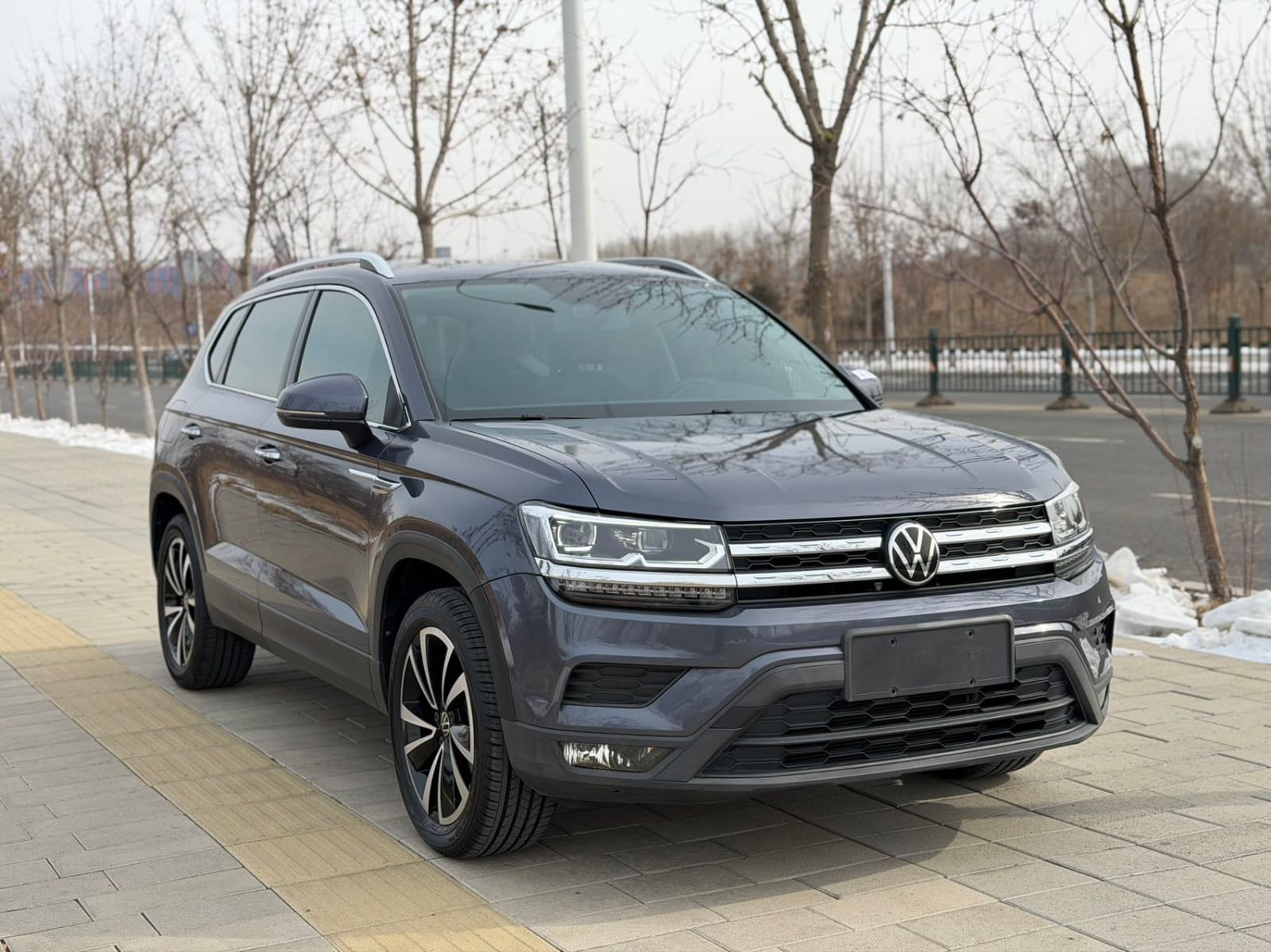 Volkswagen Tharu 280TSI Luxury Edition