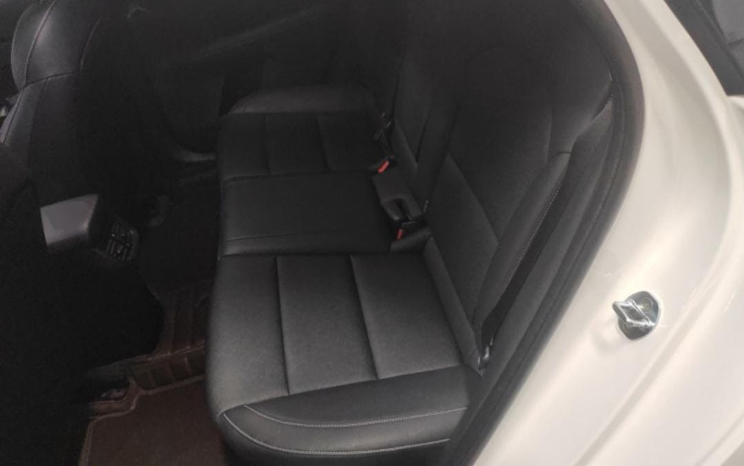 Kia K3 1.5L CVT модная версия