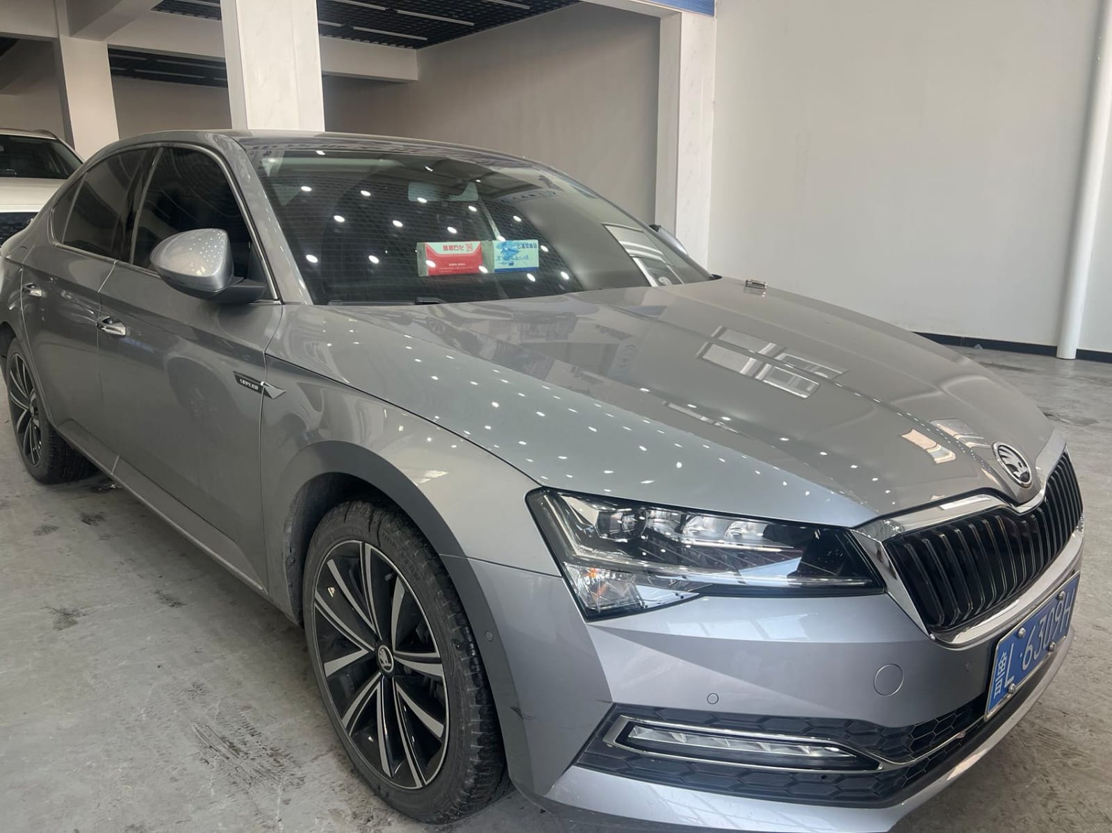 Skoda Superb TSI280 DSG Premium Edition