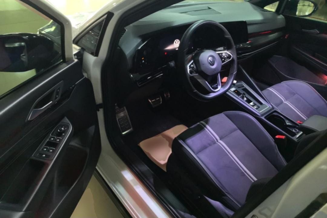 Volkswagen Golf 280TSI DSG R-Line Lite