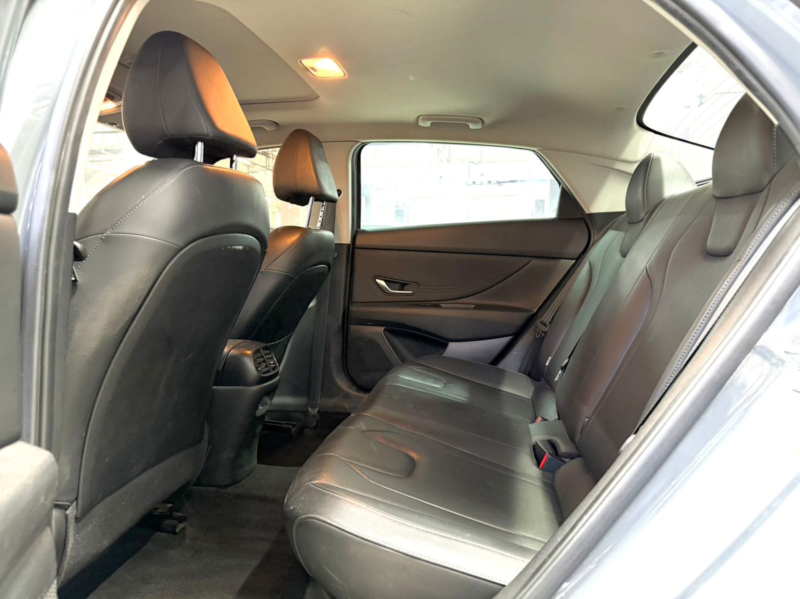 Hyundai Elantra 1.5L CVT Premium Edition