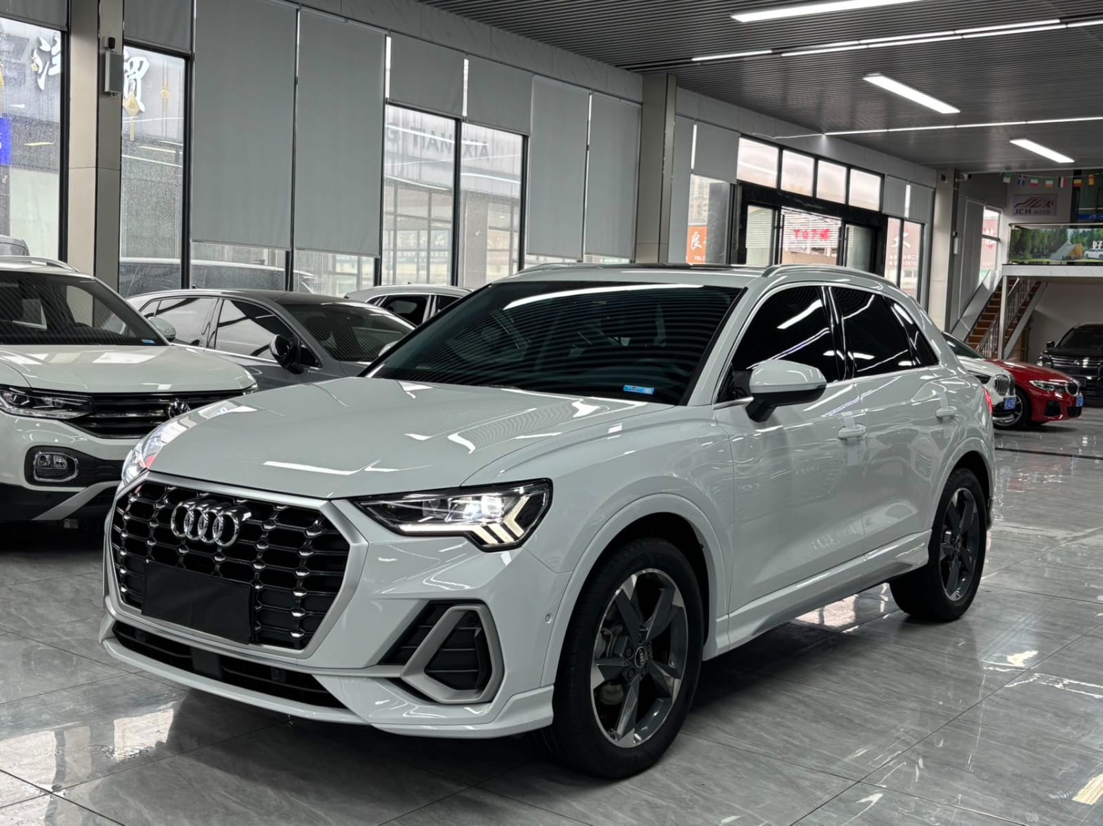 Audi Q3 35 TFSI Stylish and Dynamic Edition