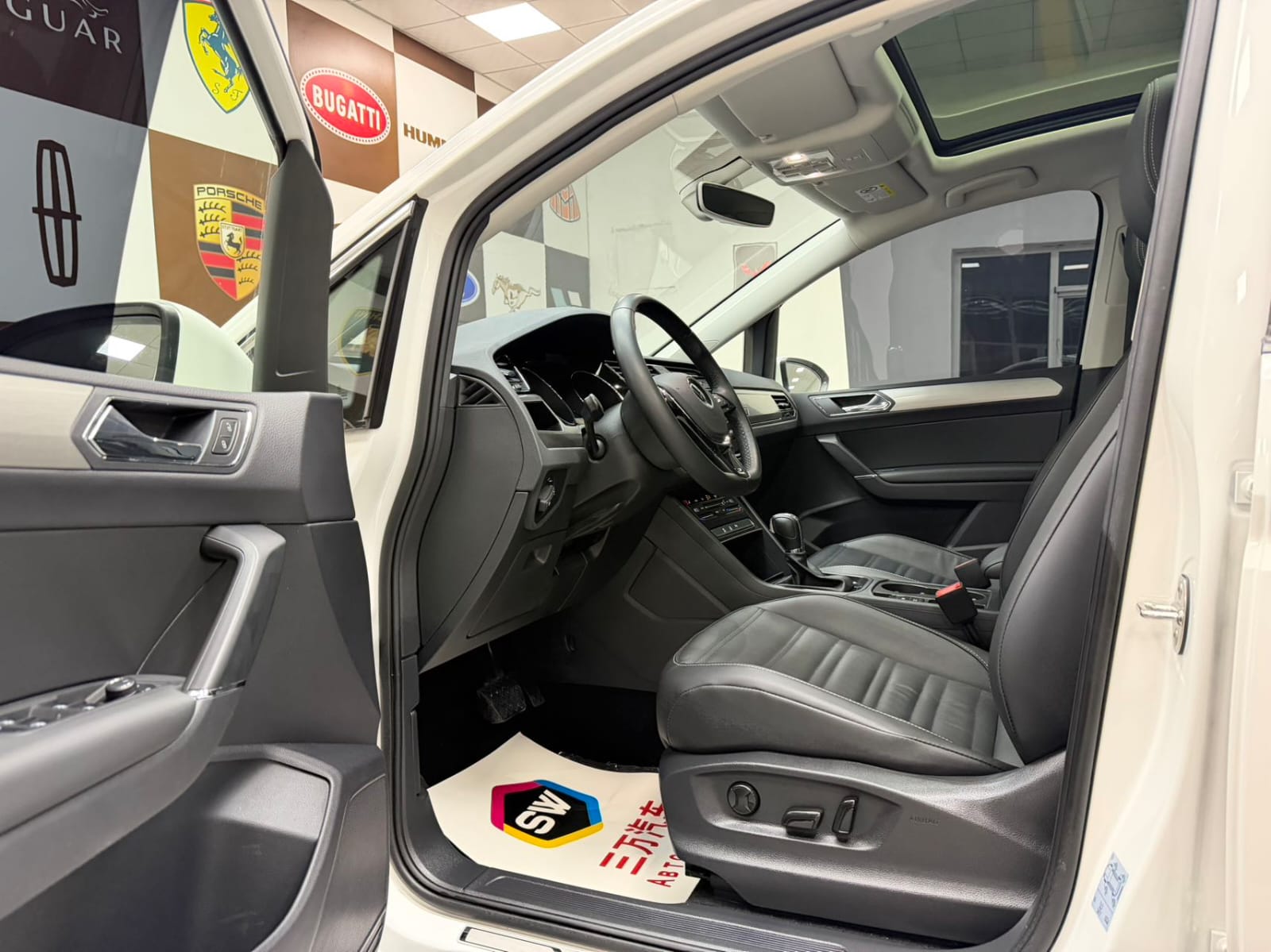 Volkswagen Touran L 280TSI DSG Extended Edition