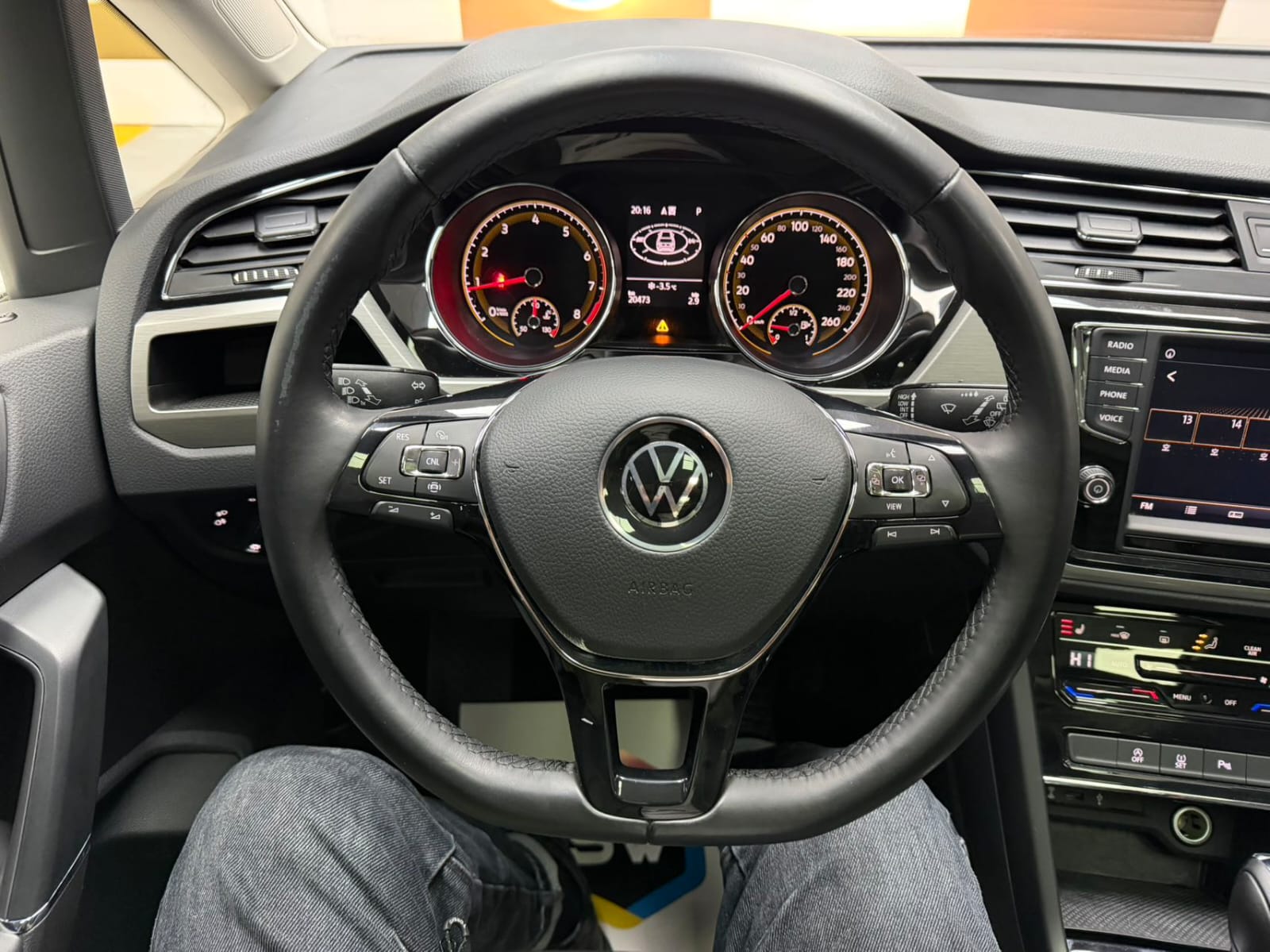 Volkswagen Touran L 280TSI DSG Extended Edition