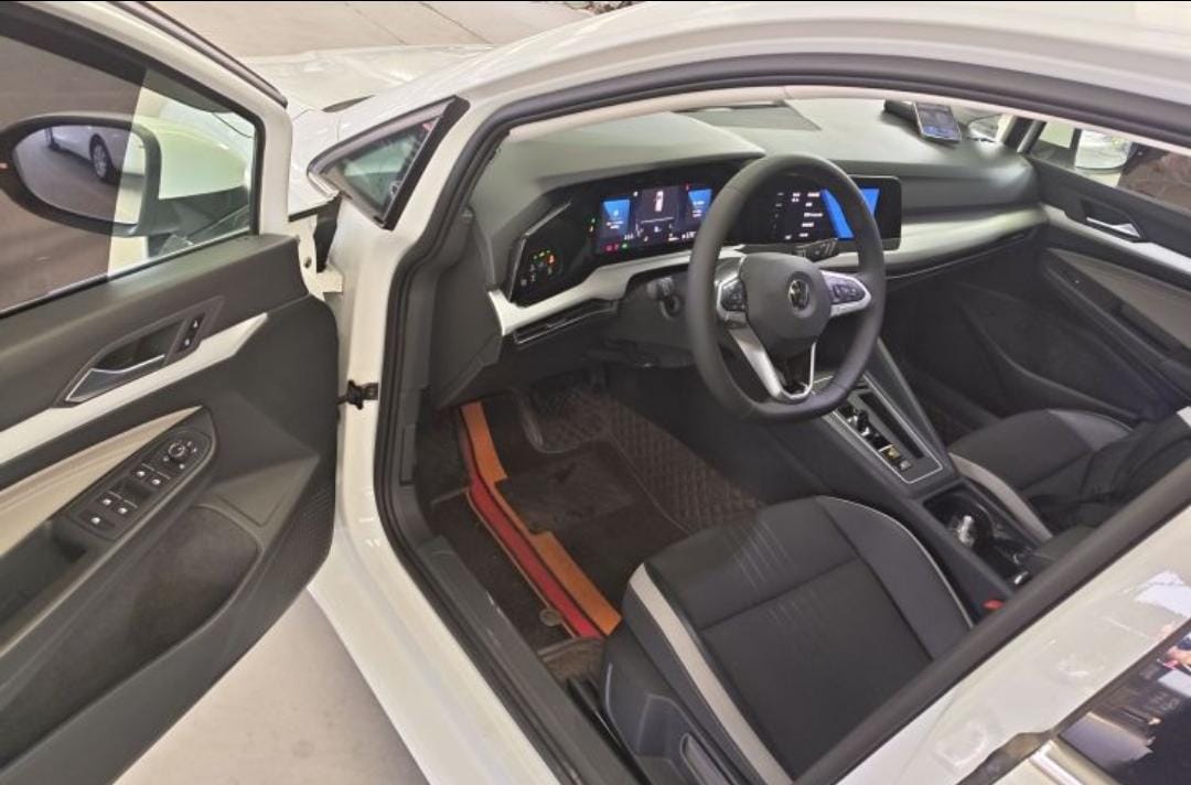 Volkswagen Golf 280TSI DSG Pro