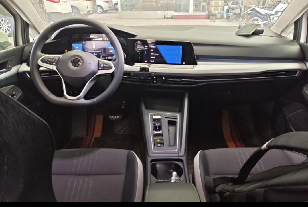 Volkswagen Golf 280TSI DSG Pro