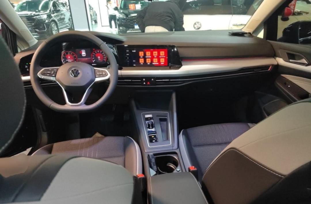 Volkswagen Golf 280TSI DSG Pro