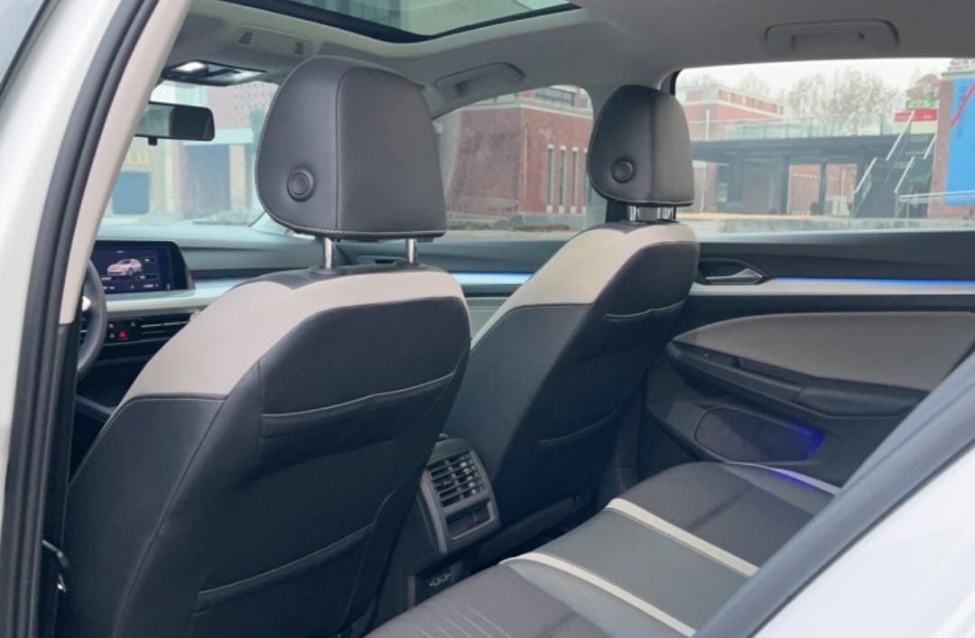 Volkswagen Golf 280TSI DSG Pro