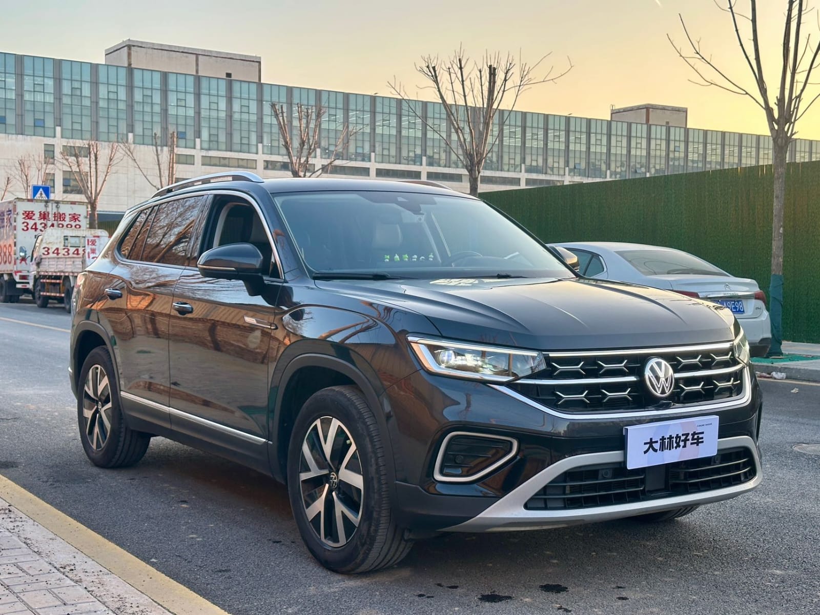 Volkswagen Tayron 280TSI Deluxe PLUS Premium Edition