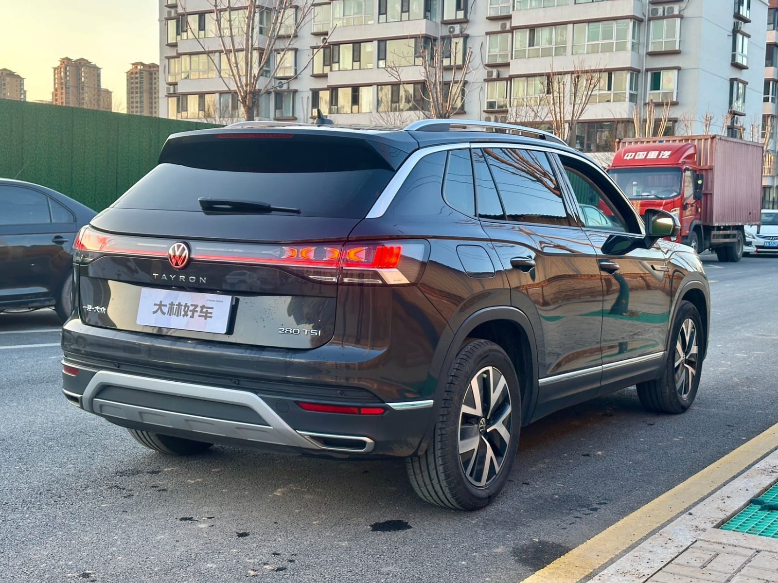 Volkswagen Tayron 280TSI Deluxe PLUS Premium Edition