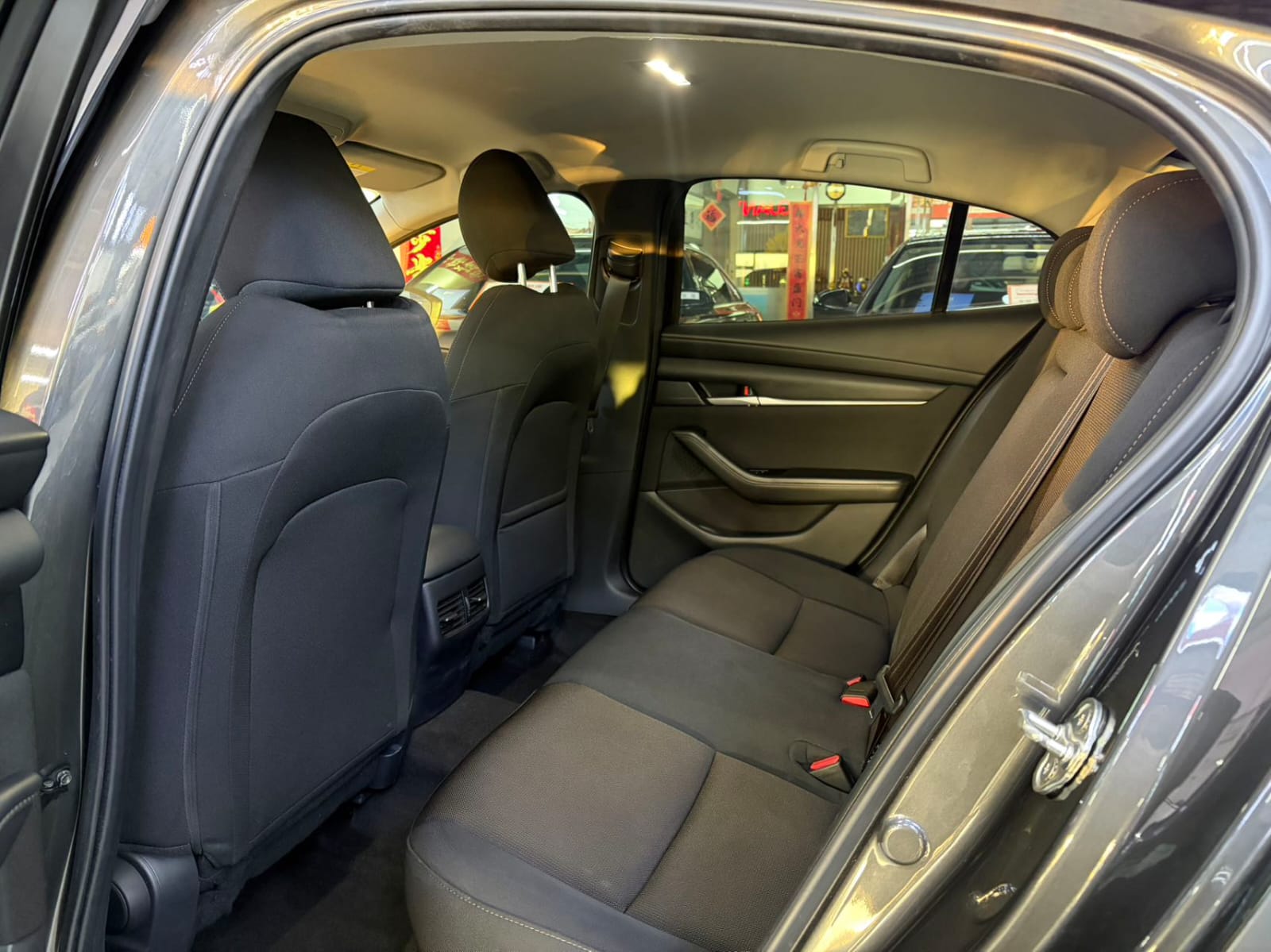 Mazda 3 Axela 1.5L Automatic  Edition